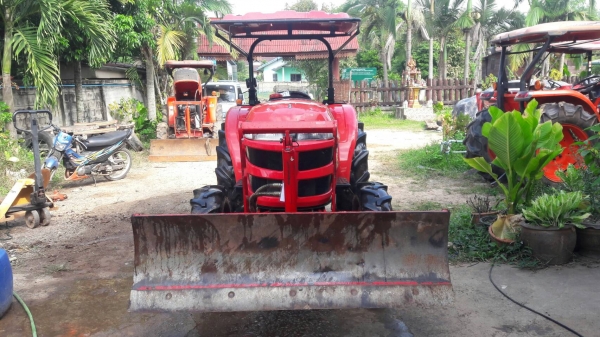 ขายรถไถเงินสดและเงินผ่อนมีเงินน้อยก็ออกรถได้ครับ Yanmar EF393T สภาพสวยๆๆพร้อมใช้ครับ มีเล่มพร้อมโอน ขายรถไถเงินสดและเงินผ่อนมีเงินน้อยก็ออกรถได้ครับ Yanmar EF393T สภาพสวยๆๆพร้อมใช้ครับ มีเล่มพร้อมโอน