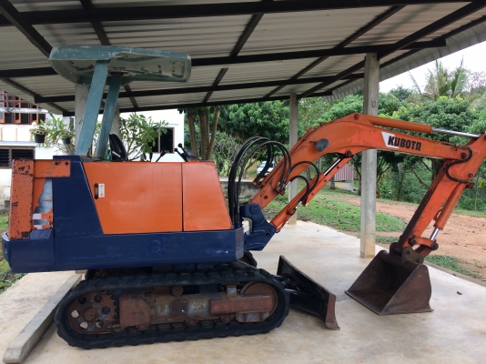 แบคโฮ KUBOTA KH026
