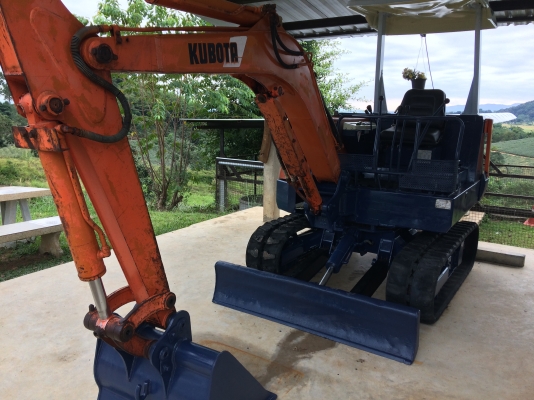แบคโฮ KUBOTA KH026