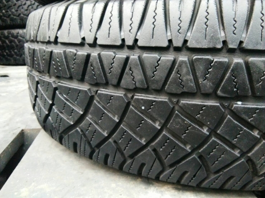 ขายยาง265/70R16 มิชลิน ปี11 ดอกยางหนาเต็มสวยไม่มีปะ จำนวน 1 ชุด ขายยาง265/70R16 มิชลิน ปี11 ดอกยางหนาเต็มสวยไม่มีปะ จำนวน 1 ชุด