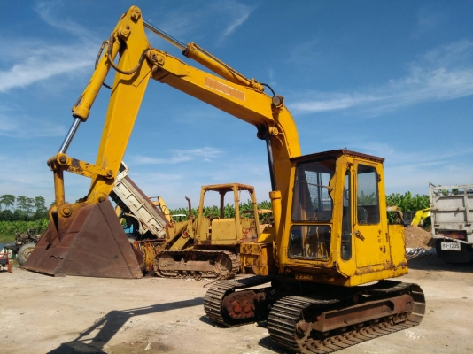 ส่งลูกค้าที่เชียงรายแล้ว รถแบคโฮ PC60 รถเก่านอกนำเข้า ยังไม่เคยใช้งานในไทย เครื่องดี ปั๊มดี ตัวเดินคายาบา (KYB) เทียบเท่า KOMATSU 60 รุ่น 1 โซ่หนา เอวแน่น มีเอกสารใบอินวอยซ์ มี VDO การทำงานให้ชม