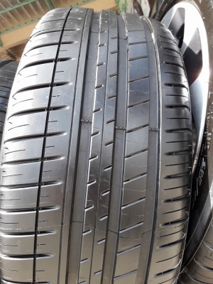 ขายล้อแม็กป้ายแดง accord g9 18" พร้อมยางปี17 สนใจติดต่อร้าน ก.เจริญการยางครับ 081-3747940 ขายล้อแม็กป้ายแดง accord g9 18" พร้อมยางปี17 สนใจติดต่อร้าน ก.เจริญการยางครับ 081-3747940