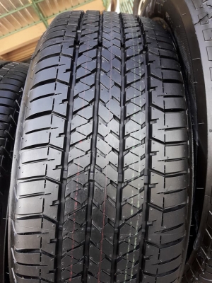 ขายล้อแม็กป้ายแดง dmax 18"&times;7" พร้อมยางปี17 สนใจติดต่อร้าน ก.เจริญการยางครับ 081-3747940