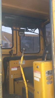 ขายรถแทรคเตอร์ D20P รุ่น 5 ติดแอร์หมดเกือบ 40,000 บาท เปลี่ยนใบมีดเป็น D3 เสริมตีนทั้งหมด 2 เส้น ใส่แคเรียเพิ่มให้อีก 2 ลูก เสริมใบให้อีกข้างละ 2 ใบ รถจะยาวกว่ารถ D2 ธรรมดา ขับนิ่ม รถนอกแท้ๆ สวยตามรูป รถสภาพดี แข็งแรง รถนอกแท้ๆ ใช้ได้อีก 4 - 5 ปี โดย ขายรถแทรคเตอร์ D20P รุ่น 5 ติดแอร์หมดเกือบ 40,000 บาท เปลี่ยนใบมีดเป็น D3 เสริมตีนทั้งหมด 2 เส้น ใส่แคเรียเพิ่มให้อีก 2 ลูก เสริมใบให้อีกข้างละ 2 ใบ รถจะยาวกว่ารถ D2 ธรรมดา ขับนิ่ม รถนอกแท้ๆ สวยตามรูป รถสภาพดี แข็งแรง รถนอกแท้ๆ ใช้ได้อีก 4 - 5 ปี โดย