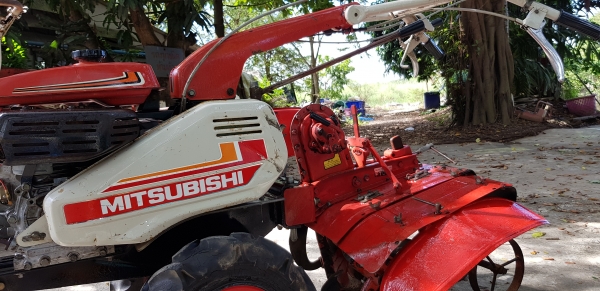 รถพรวนดิน สาดดิน ใบตีดินเต็มๆๆพร้อมใช้งาน