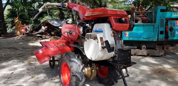 รถพรวนดิน สาดดิน ใบตีดินเต็มๆๆพร้อมใช้งาน