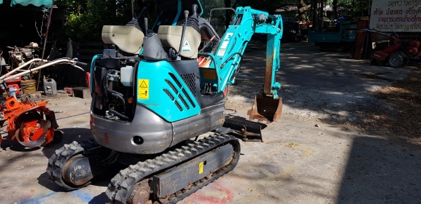 รถแบคโฮเล็ก SK09SR