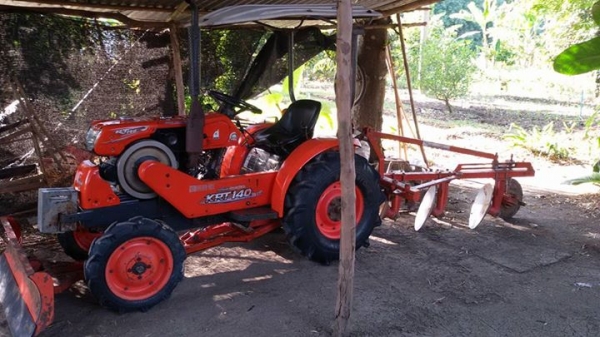 รถไถKRT140 ดันหน้า ผาลหลัง สวยๆๆพร้อมใช้งาน