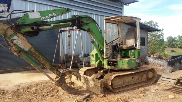 ขายแบคโฮถูกๆ