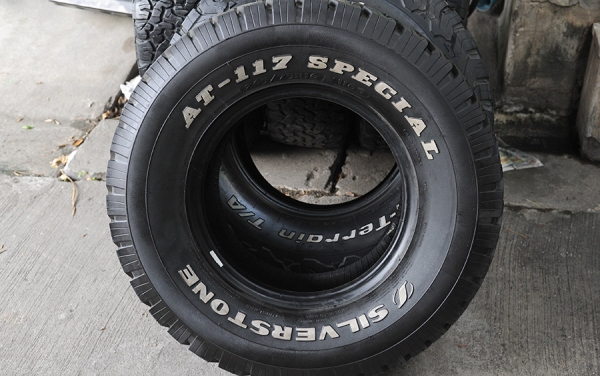 ยาง BF KO2 265 75 16 มี 5 เส้น