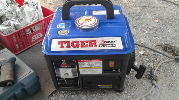 เครื่องปั่นไฟ TIGER TG 950MD  ขาย 3500 ครับ