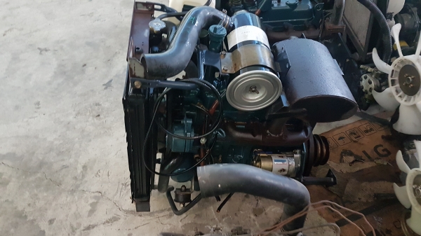 เครื่องยนต์ดีเซล kubota v1305 30แรงม้า รุ่นใหม่ direct injection สภาพสวย นำเข้าจากญี่ปุ่น หม้อน้ำ ท่อไอเสียครบ เครื่องแน่นพร้อมใช้งาน ประหยัดน้ำมัน ไม่เคยใช้งานในไทย เครื่องยนต์ดีเซล kubota v1305 30แรงม้า รุ่นใหม่ direct injection สภาพสวย นำเข้าจากญี่ปุ่น หม้อน้ำ ท่อไอเสียครบ เครื่องแน่นพร้อมใช้งาน ประหยัดน้ำมัน ไม่เคยใช้งานในไทย