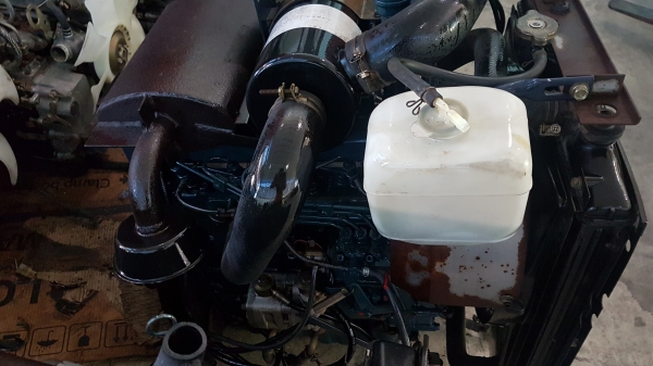 เครื่องยนต์ดีเซล kubota v1305 30แรงม้า รุ่นใหม่ direct injection สภาพสวย นำเข้าจากญี่ปุ่น หม้อน้ำ ท่อไอเสียครบ เครื่องแน่นพร้อมใช้งาน ประหยัดน้ำมัน ไม่เคยใช้งานในไทย เครื่องยนต์ดีเซล kubota v1305 30แรงม้า รุ่นใหม่ direct injection สภาพสวย นำเข้าจากญี่ปุ่น หม้อน้ำ ท่อไอเสียครบ เครื่องแน่นพร้อมใช้งาน ประหยัดน้ำมัน ไม่เคยใช้งานในไทย