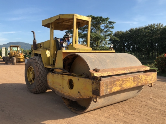 ขายรถบด 10 ตัน 2 เพลา