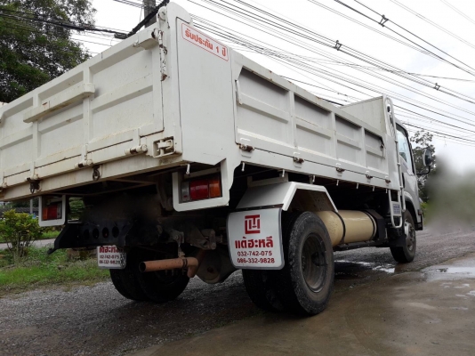 รถอีซูซุ 6 ล้อดั้ม NPR 150 แรงม้า ปี 57. , ( รถวิ่ง 7x,xxx กม. ) สนใจติดต่อ 081 - 6079515