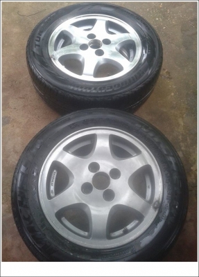 แม็ก4รู100พร้อมยาง คู่ล่ะ 1400