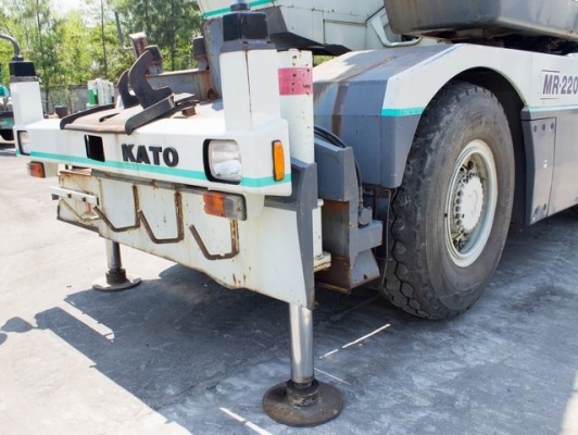 รถเครน KATO รุ่น22H