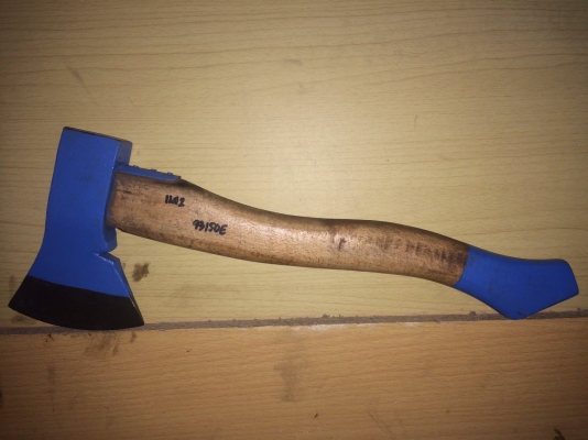 ขายขวานโรมาเนียเก่าเก็บสวยงามเก่าๆๆ