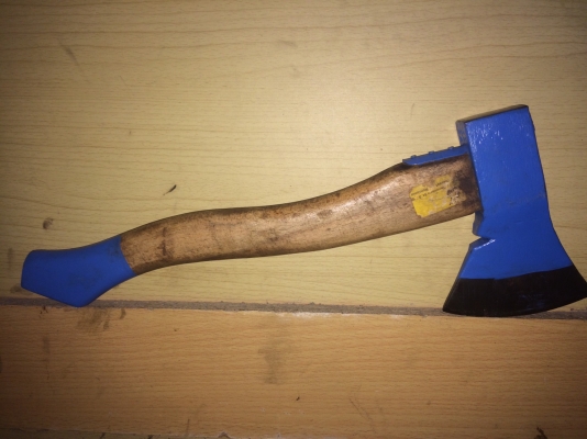 ขายขวานโรมาเนียเก่าเก็บสวยงามเก่าๆๆ