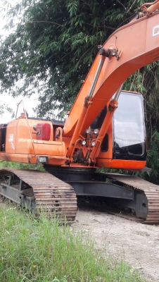 รถแบคโฮ DAEWOO 220LC-V เครื่องดี ปั๊มแรง ไฟฟ้าครบ แอร์เย็น พร้อมใช้งาน มีเอกสารสัญญาซื้อขาย