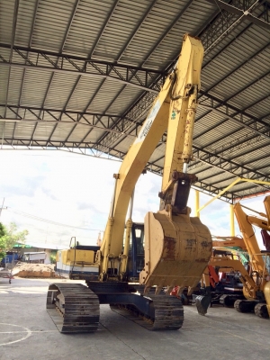 Kobelco SK200-3 รถนำเข้าจากญี่ปุ่น เครื่องยนต์ดี ไฟฟ้าครบ เจ้าของขายเอง สนใจติดต่อ 0813553478(คุณโย)