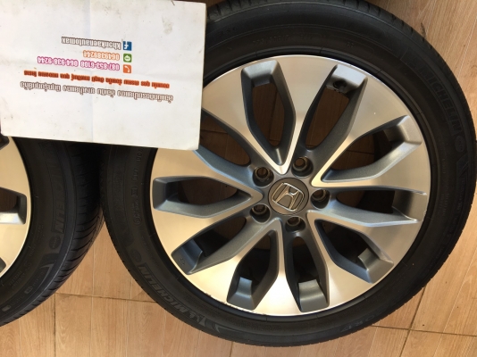 แม็กซ์ Honda Accord G9 ขอบ 17 พร้อมยางมิชเชอร์ลิน 225/50/17 ปี 13