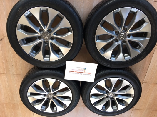 แม็กซ์ Honda Accord G9 ขอบ 17 พร้อมยางมิชเชอร์ลิน 225/50/17 ปี 13