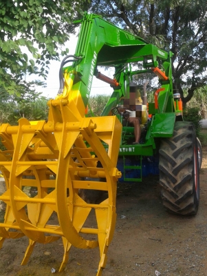 ขายรถคีบอ้อย FORD รุ่น 68 คีบหลัง อู่ ช่างโอ