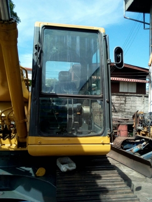KOMATSU รุ่น PC 200 LC - 6 KOMATSU รุ่น PC 200 LC - 6