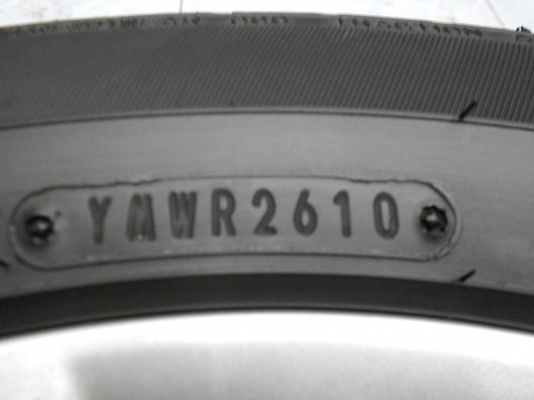 ขายล้อแม็ก Toyota vios 12 ก้าน ขอบ 15 พร้อมยางปี 10/เทิร์นได้-ใส่ฟรีค่ะ ขายล้อแม็ก Toyota vios 12 ก้าน ขอบ 15 พร้อมยางปี 10/เทิร์นได้-ใส่ฟรีค่ะ