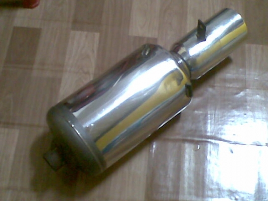 ขายท่อไอเสียแต่ง HKS super JASMA 97-000488  แท้  ไส้ตรงขนาดประมาณ 2.5 นิ้ว  /2000บ โทร0831799040โส