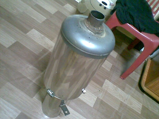 ขายท่อไอเสียแต่ง HKS super JASMA 97-000488  แท้  ไส้ตรงขนาดประมาณ 2.5 นิ้ว  /2000บ โทร0831799040โส