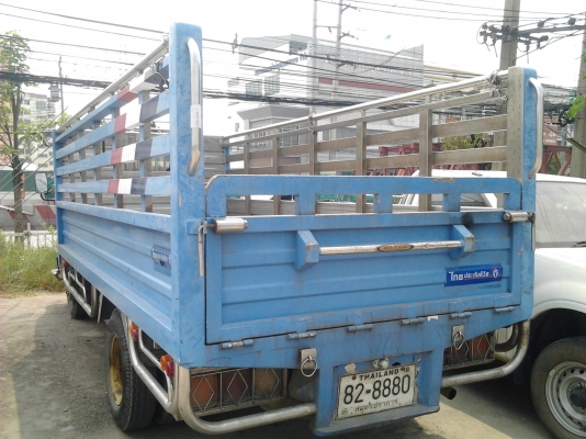 อยากขาย  หกล้อ ออกห้าง  กระบะสแตนเลส  ยาว  4.3  เมตร