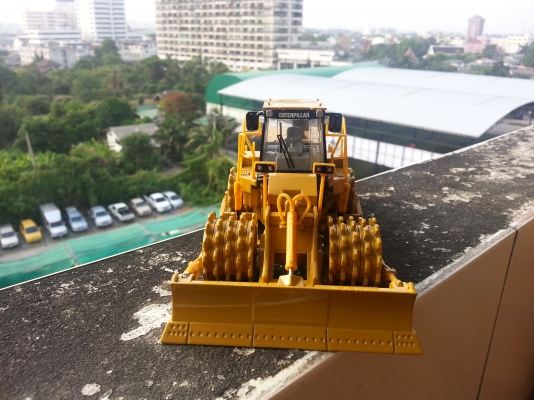 ขายcatterpillar 825H คับ ขายcatterpillar 825H คับ