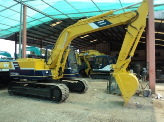 ละอองดาวแทรคเตอร์ ขายรถแบคโฮยี่หัอ KOBELCO SK 045-N2