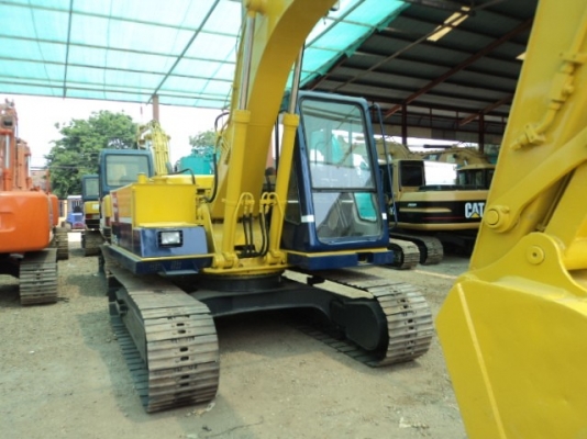 ละอองดาวแทรคเตอร์ ขายรถแบคโฮยี่หัอ KOBELCO SK 045-N2