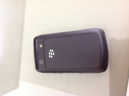 ขออนุญาติพี่เสือขายโทรศัพท์ BB Bold 9780