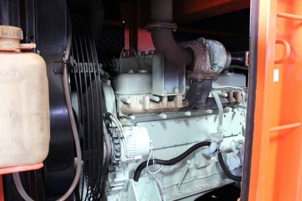 ขายเครื่องปั่นไฟ KOMATSU  DANYO 150 KVA.