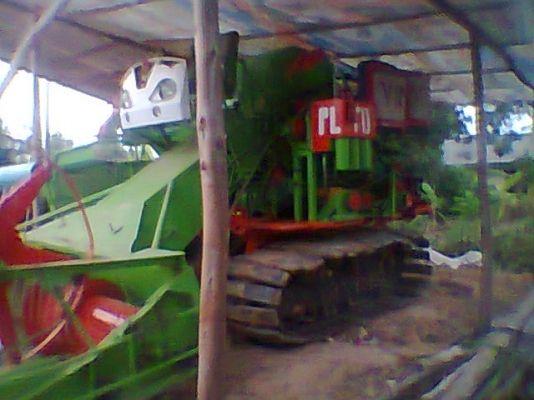 รถเกี่ยวข้าว