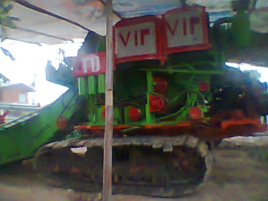 รถเกี่ยวข้าว