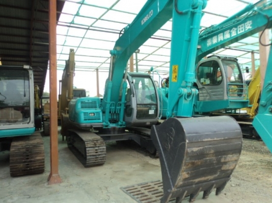 ละอองดาวแทรคเตอร์ ขายรถแบคโฮยี่หัอ KOBELCO SK120-V SUPER