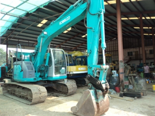 ละอองดาวแทรคเตอร์ ขายรถแบคโฮยี่หัอ KOBELCO SK135 SRLC