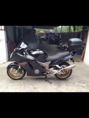 ขายCBR1100XX Super Blackbirdหัวฉีด อินวอย+สพม แท้รถสวยมากสมบูรณ์ประหยัดสุดๆเรื่องความแรงไม่ต้องพูดถึง300+ถ้าใจถึงพอ