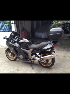ขายCBR1100XX Super Blackbirdหัวฉีด อินวอย+สพม แท้รถสวยมากสมบูรณ์ประหยัดสุดๆเรื่องความแรงไม่ต้องพูดถึง300+ถ้าใจถึงพอ