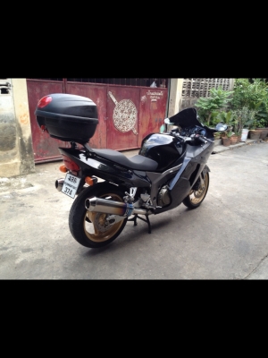 ขายCBR1100XX Super Blackbirdหัวฉีด อินวอย+สพม แท้รถสวยมากสมบูรณ์ประหยัดสุดๆเรื่องความแรงไม่ต้องพูดถึง300+ถ้าใจถึงพอ