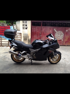 ขายCBR1100XX Super Blackbirdหัวฉีด อินวอย+สพม แท้รถสวยมากสมบูรณ์ประหยัดสุดๆเรื่องความแรงไม่ต้องพูดถึง300+ถ้าใจถึงพอ