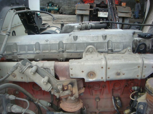 ขาย Isuzu 6 ล้อ Deca 200 แรง ตู้10 บาน รถจดทะเบียนปี 51