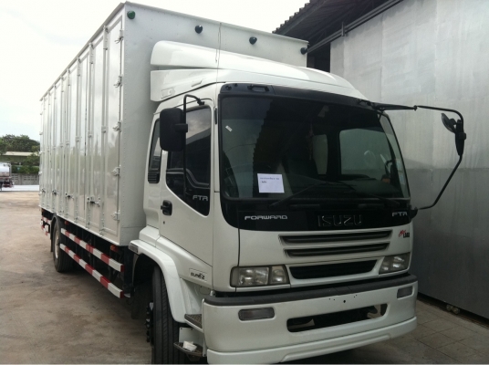 ขาย Isuzu 6 ล้อ Deca 200 แรง ตู้10 บาน รถจดทะเบียนปี 51