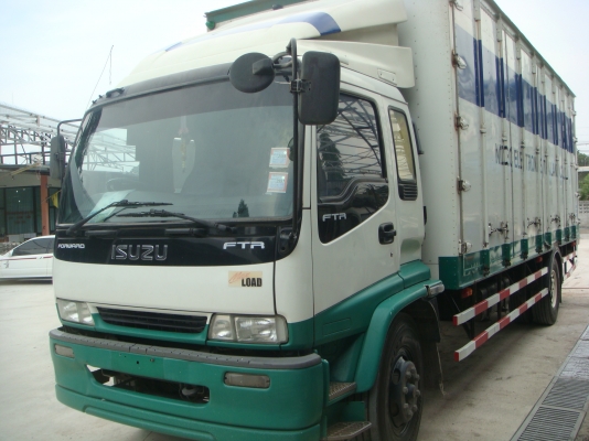 ขาย Isuzu 6 ล้อ Deca 200 แรง ตู้10 บาน รถจดทะเบียนปี 51