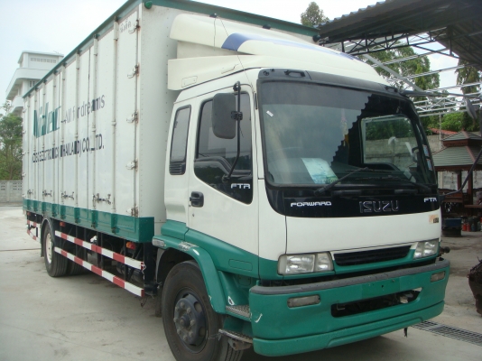 ขาย Isuzu 6 ล้อ Deca 200 แรง ตู้10 บาน รถจดทะเบียนปี 51